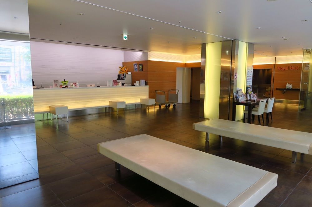 Sotetsu Fresa Higashi Shinjuku Tōkyō